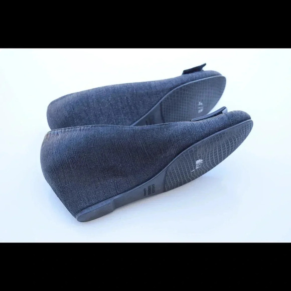 Stuart Weitzman wedges - Picture 5 of 7